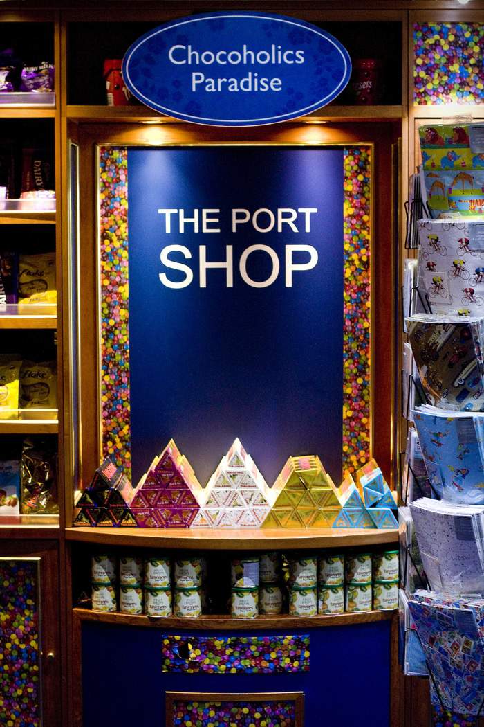 Fred Olsen Cruise Lines Braemar Interior Port Shop 2.jpg